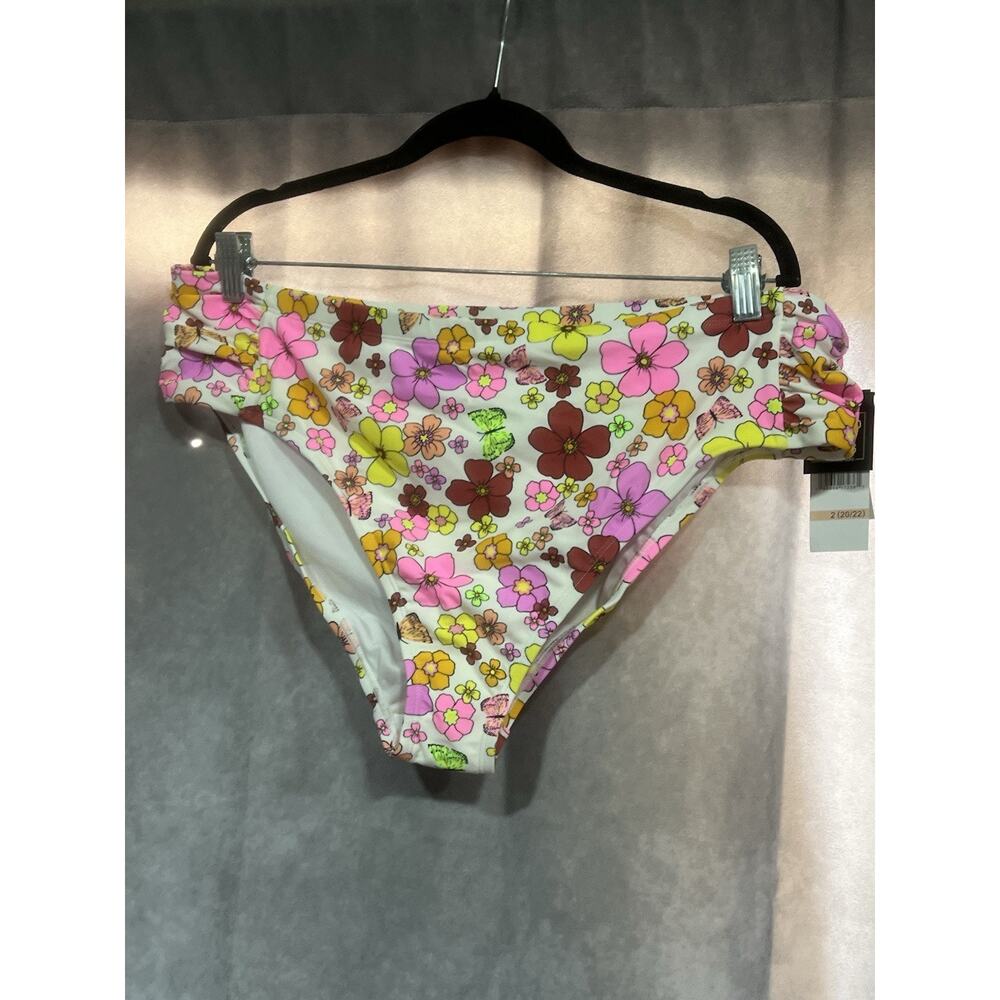 California Waves FLORAL FLUTTER WHITE MULTI Plus Size Swim Bottom, US 2 (20/22)